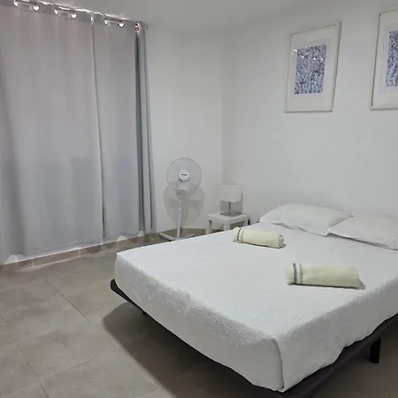 Apartment Centrico Y Moderno, Cerca De La Playa *